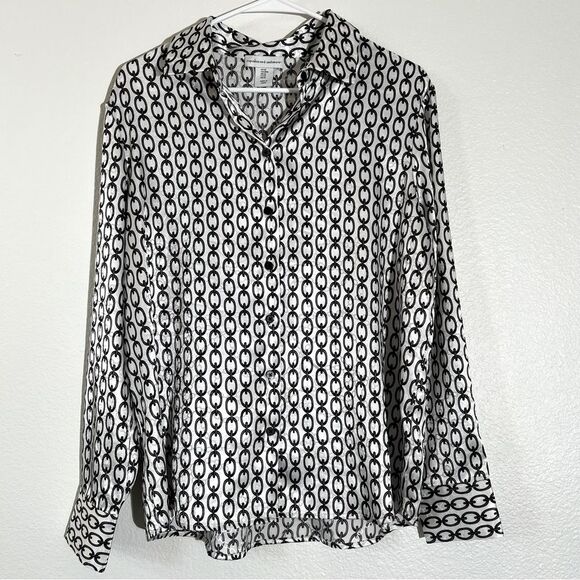Black & White Satin Chain Print Button Down Shirt Blouse Medium - Picture 1 of 11